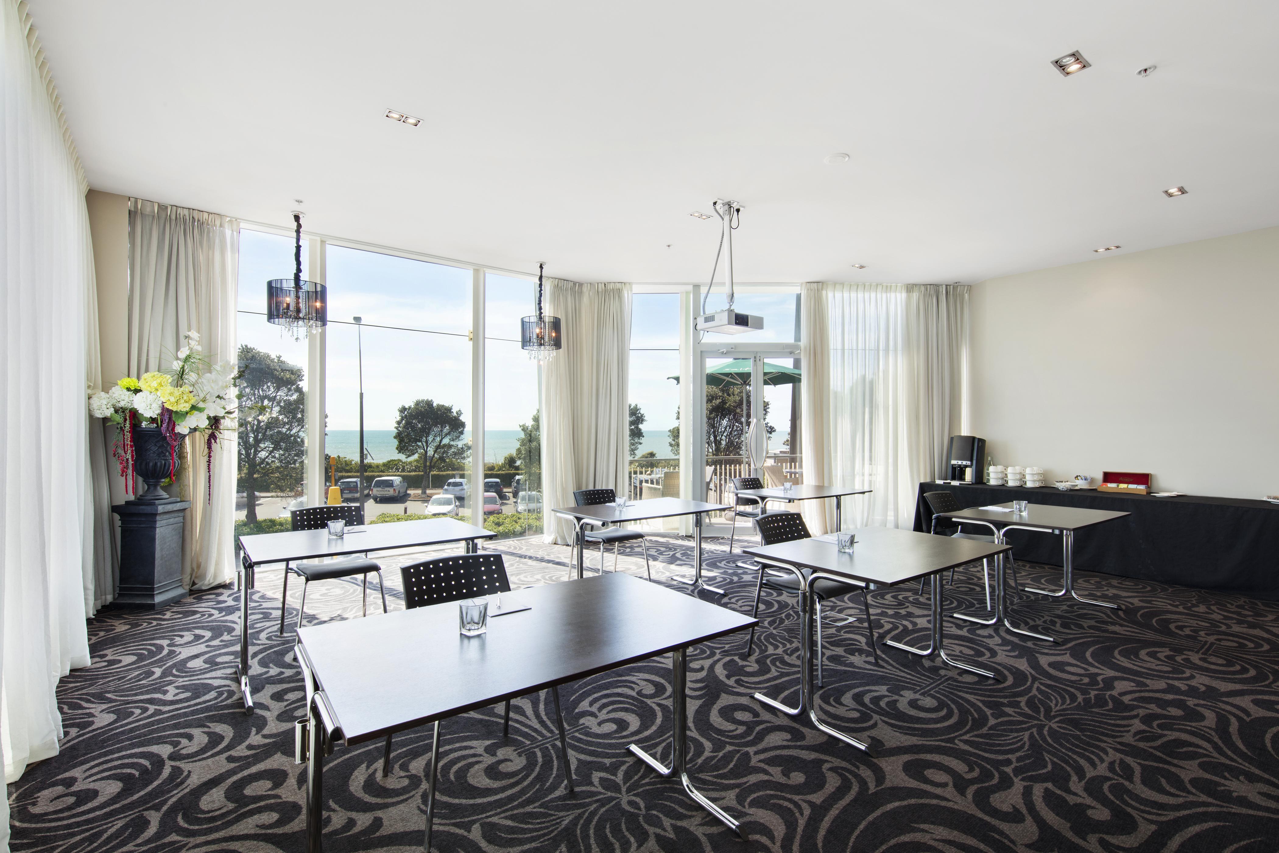 Millennium Hotel New Plymouth, Waterfront Экстерьер фото